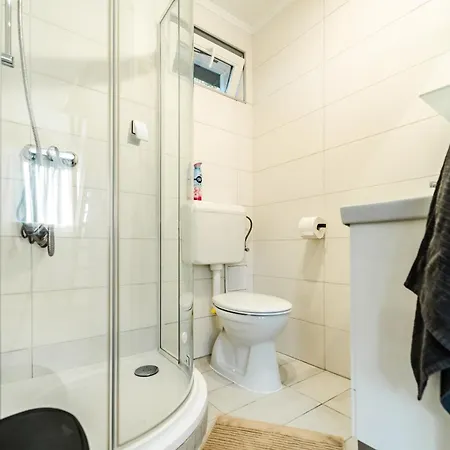 Koeroesvoelgyi Apartmanhazak 아파트 *