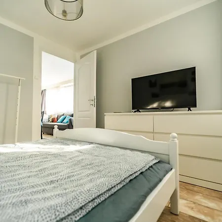 Koeroesvoelgyi Apartmanhazak 아파트 Postelek