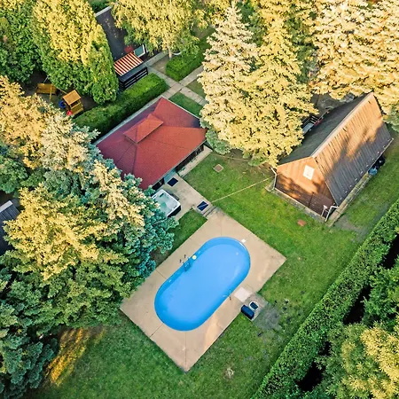 Koeroesvoelgyi Apartmanhazak *