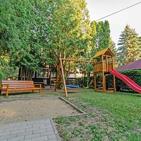 아파트 Koeroesvoelgyi Apartmanhazak